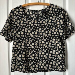 🌼Daisy Sheer Shirt Sz Small
